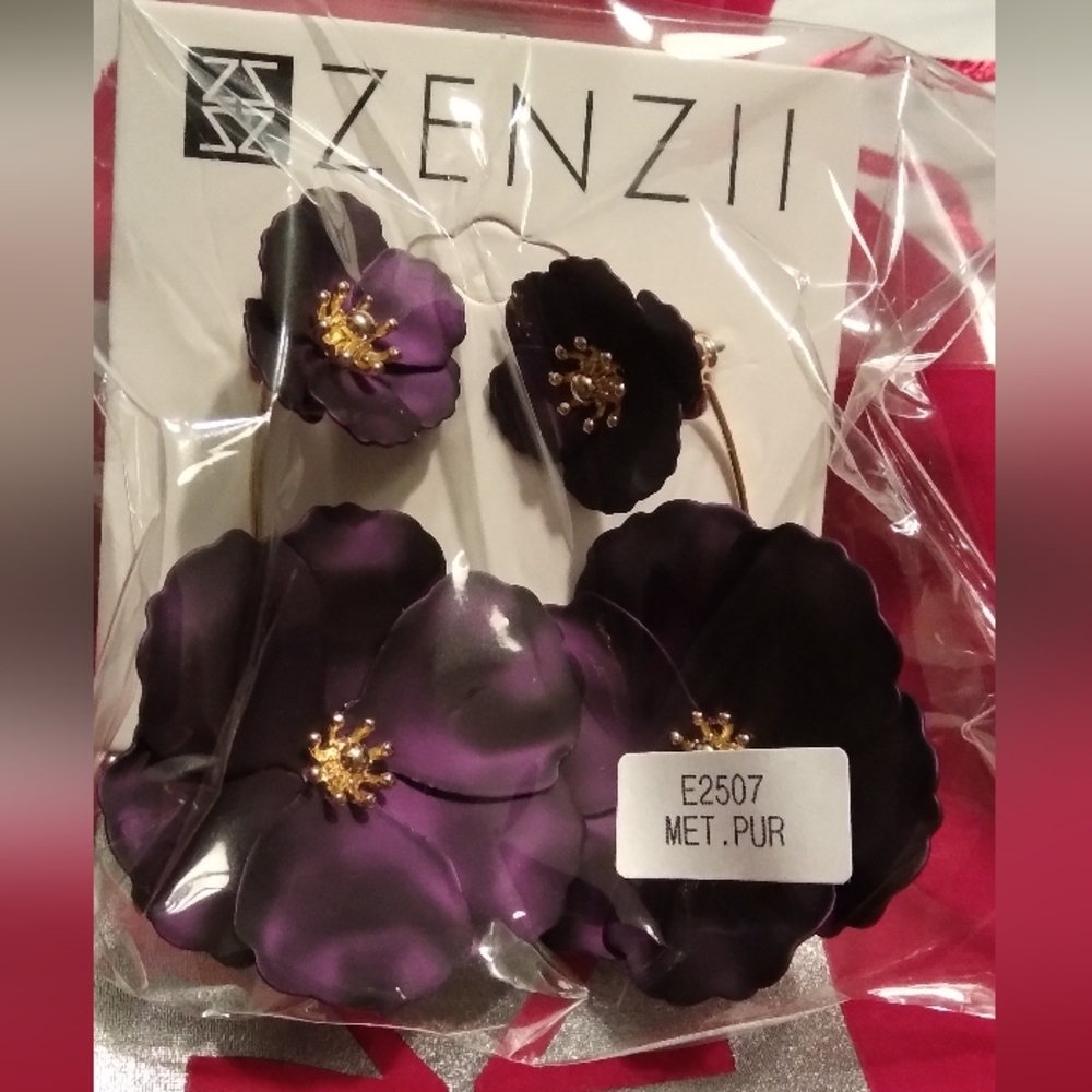 Purple Metallic/18K Gold 3D Hand-Painted Floral Earrings (2-in-1) - Picture 2 of 15